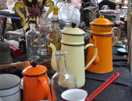 Brocante à Grauves